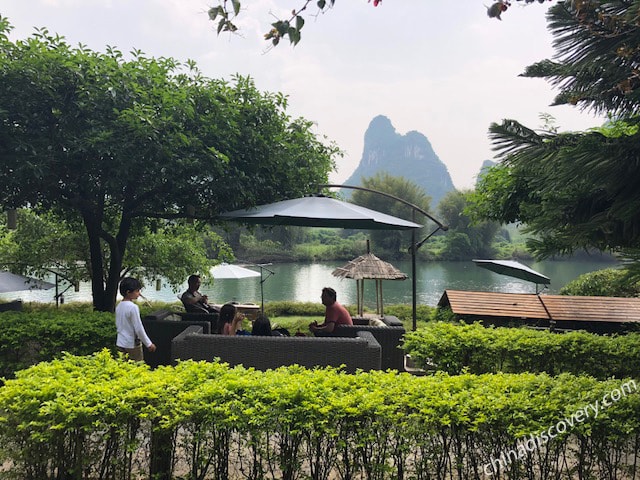 Yangshuo Mountain Retreat