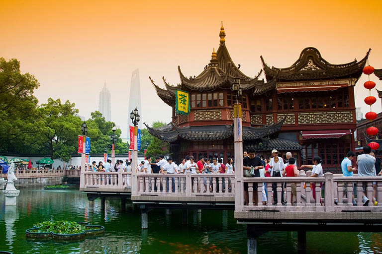 Yu Garden in Shanghai Old Town How to Plan a Trip to Shanghai